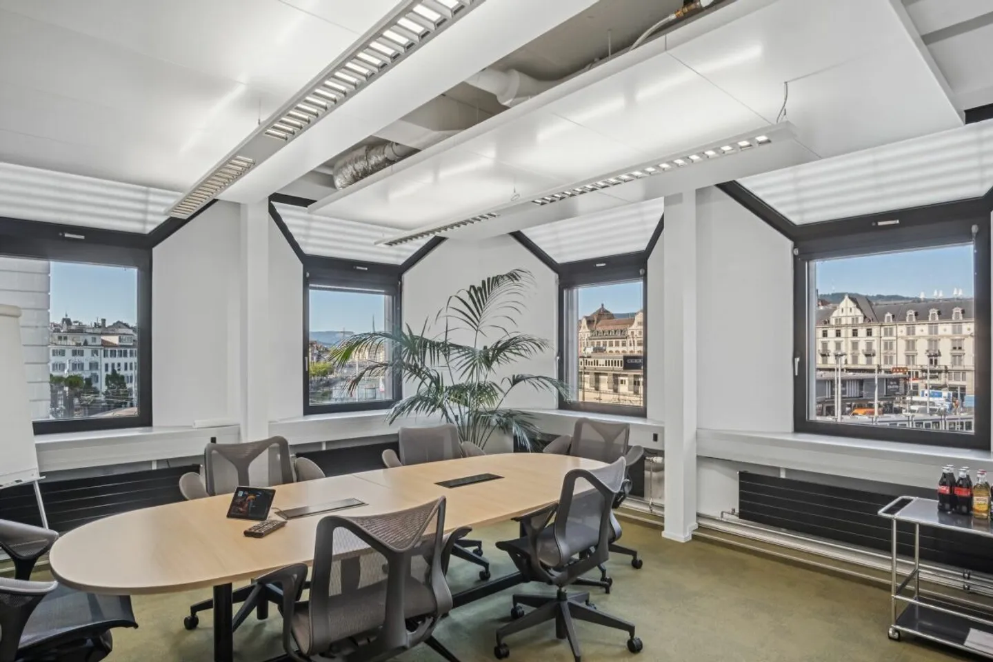 Uniquement à cet emplacement : Conditions optimales au Neumühlequai 6 ! - Photo 9 sur 20