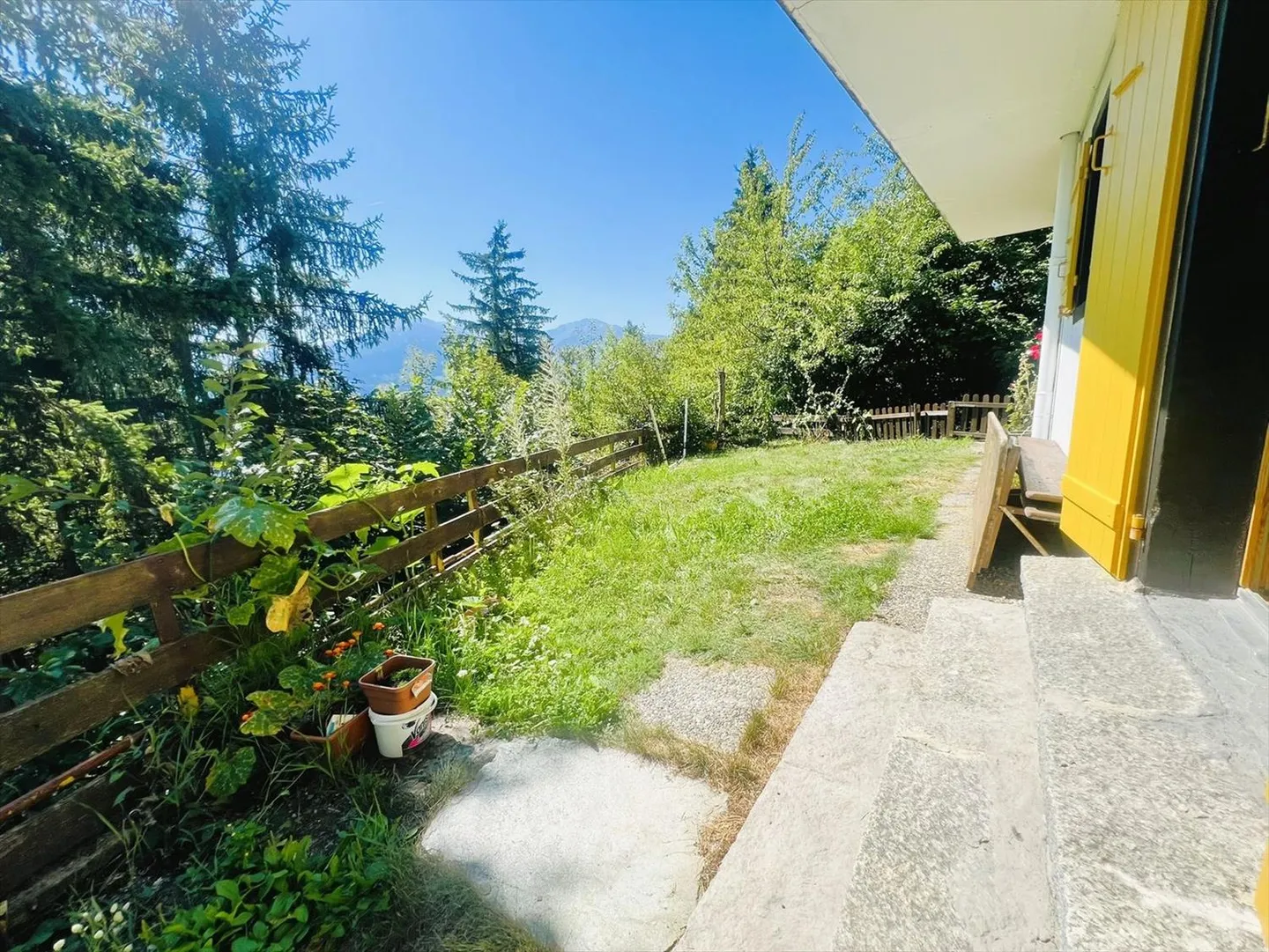Bellissimo chalet con 3,5 camere - Spazioso e luminoso - Posizione molto tranquilla - Vista magnifica - Foto 18 di 21