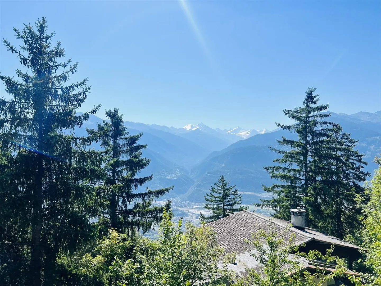 Bellissimo chalet con 3,5 camere - Spazioso e luminoso - Posizione molto tranquilla - Vista magnifica - Foto 19 di 21
