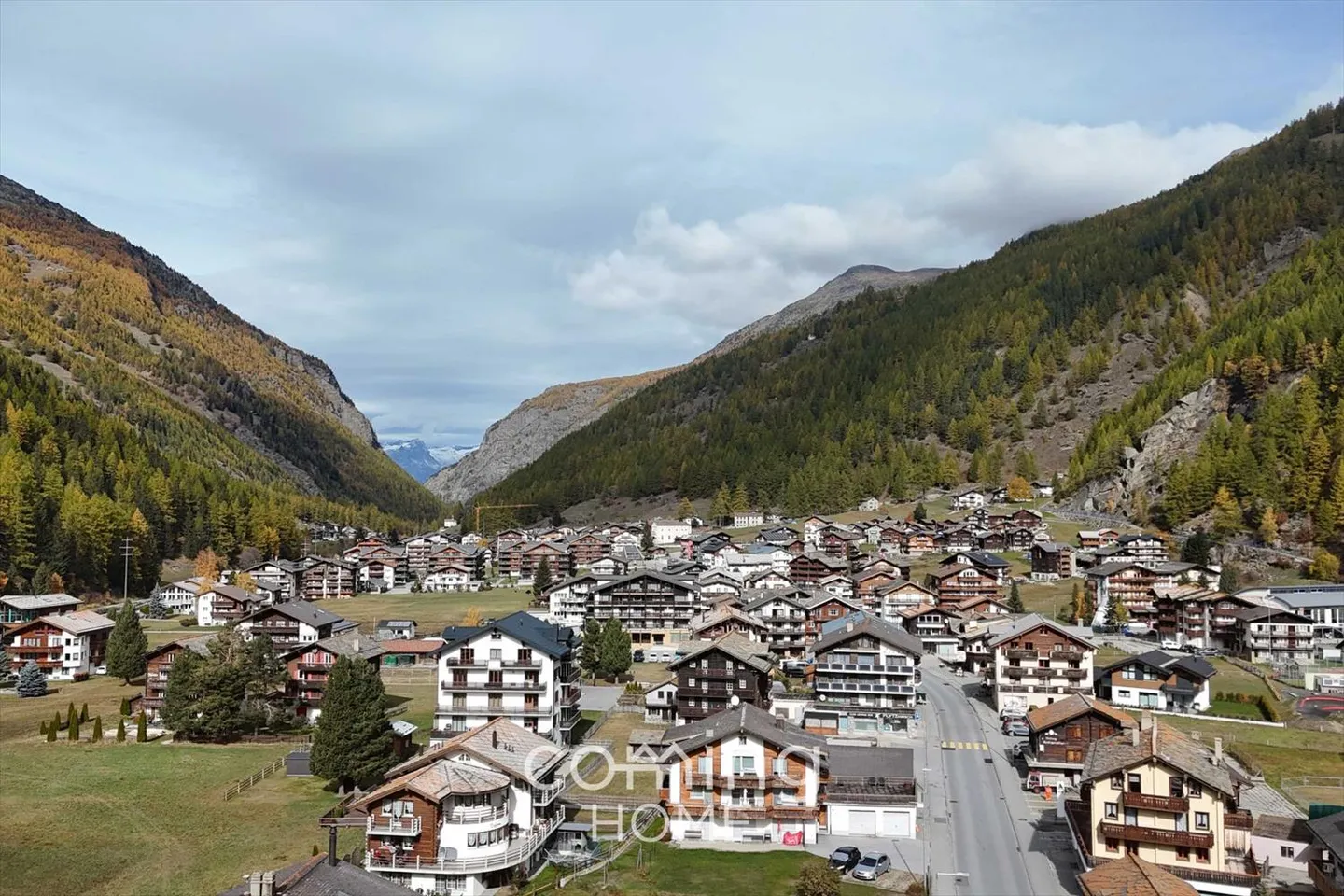Maison multifamiliale attrayante à Saas-Grund - 5 unités résidentielles avec vue sur la montagne et rendement solide - Photo 11 sur 13
