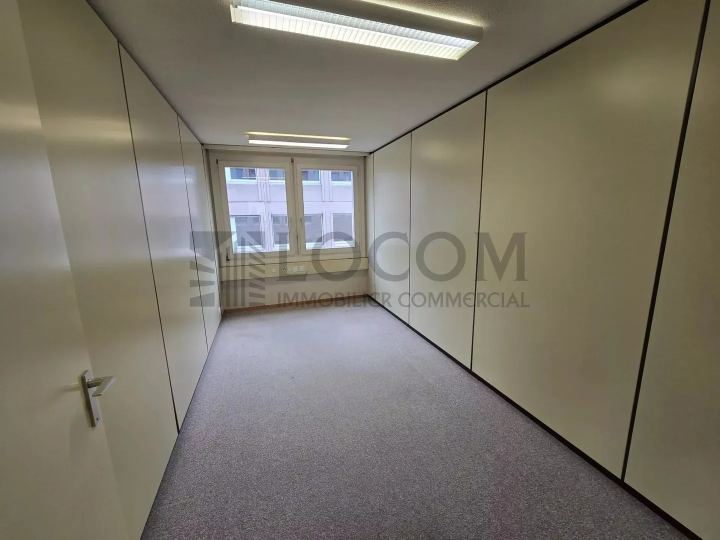 Locaux Professionnels à Louer - Photo 8 sur 12
