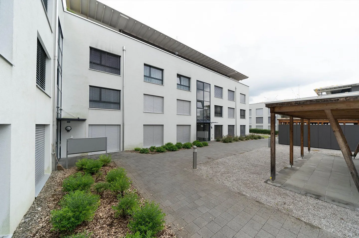 Stunning Penthouse Apartment in Burgdorf - Photo 1 of 10