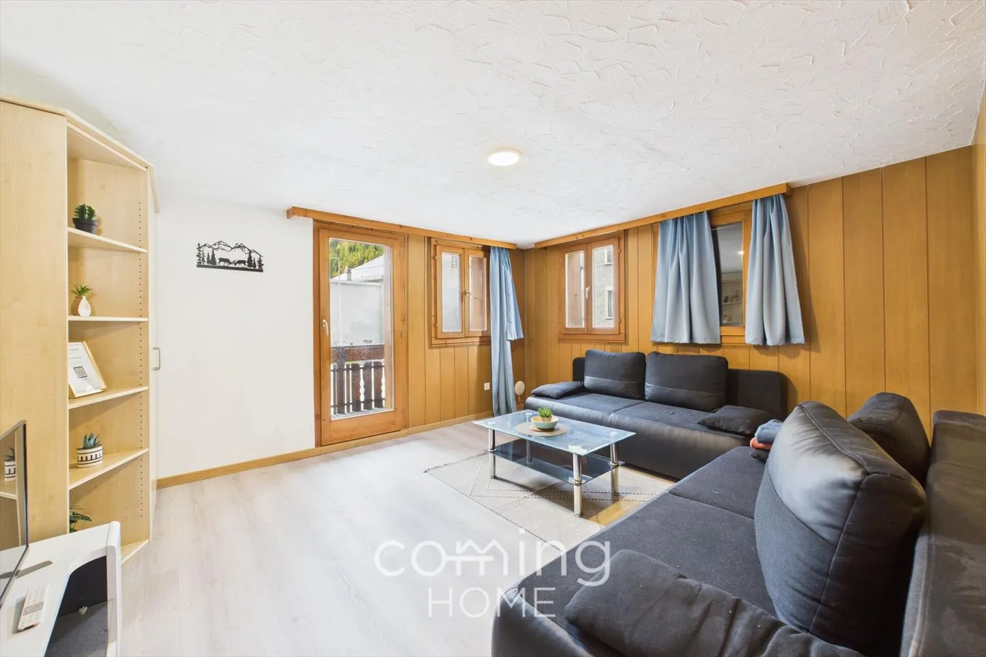 Appartement ensoleillé de 3,5 pièces au cœur de Saas-Grund avec vue sur les montagnes environnantes - Photo 1 sur 12