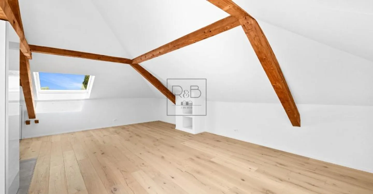 Loft rénové sous combles à Bulle - Photo 2 sur 9