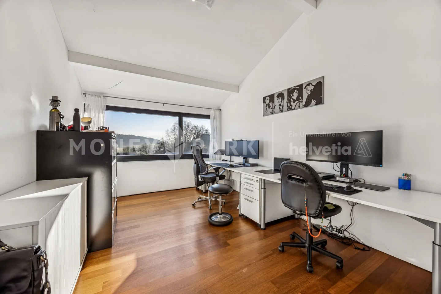 Exklusives 6.5-Zimmer-Architektenhaus - Wohnen in traumhafter Naturlage - Photo 7 of 13