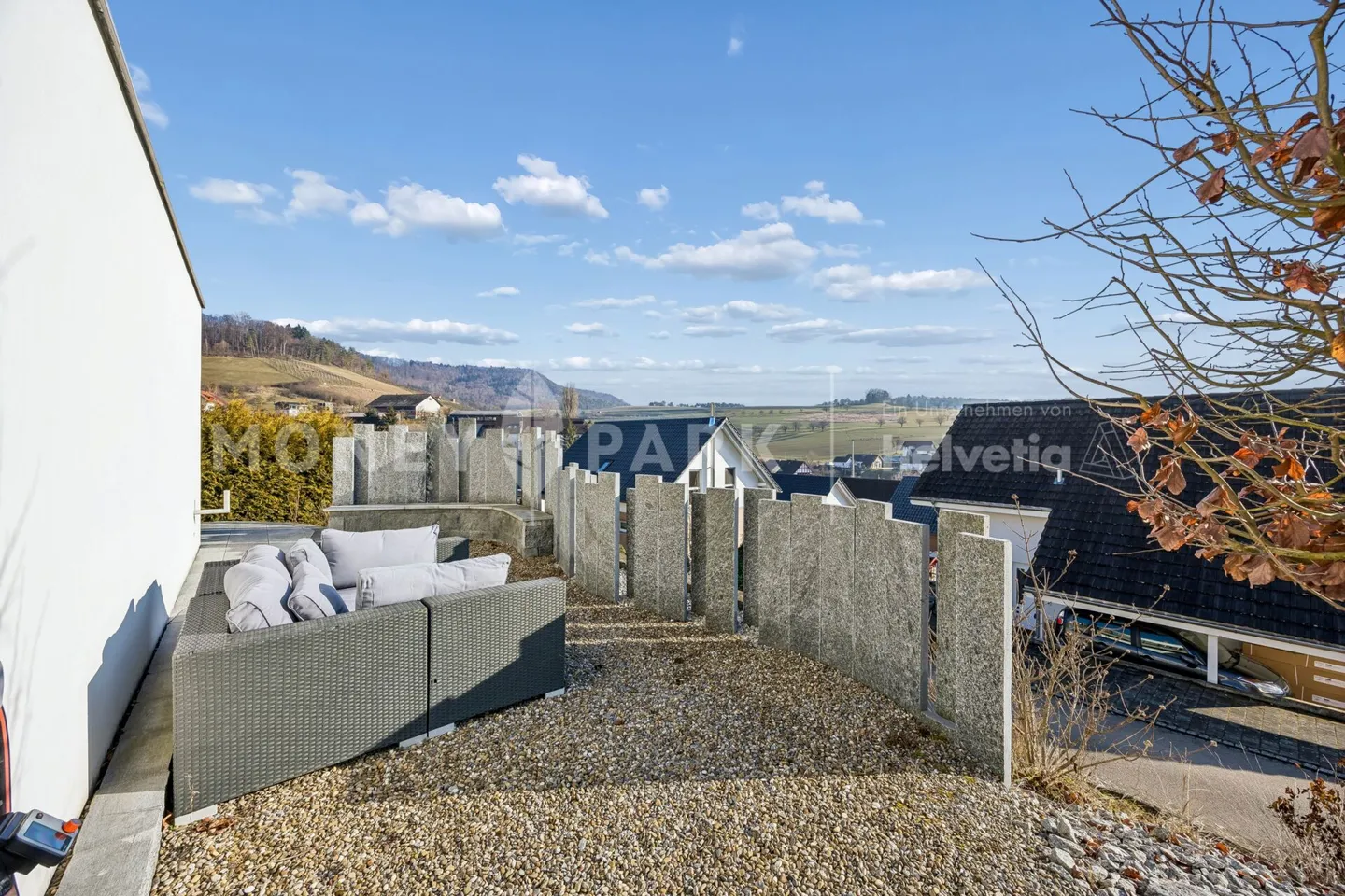 Exklusives 6.5-Zimmer-Architektenhaus - Wohnen in traumhafter Naturlage - Photo 12 of 13