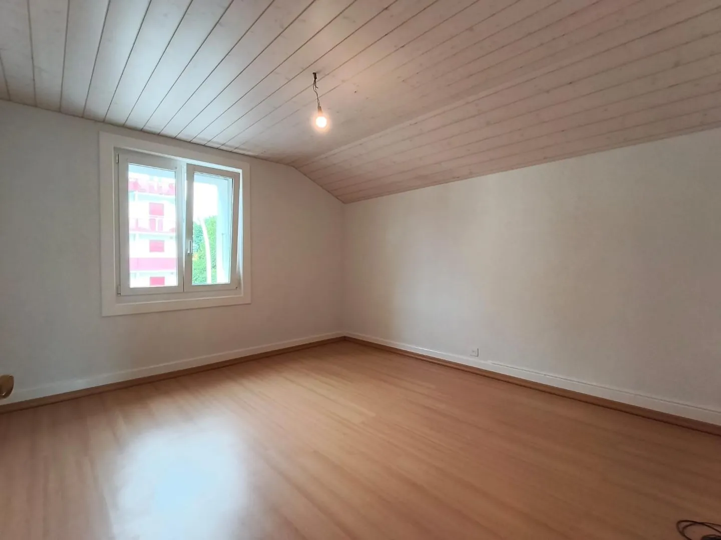 Charming Apartment in Bulle - Photo 5 of 7