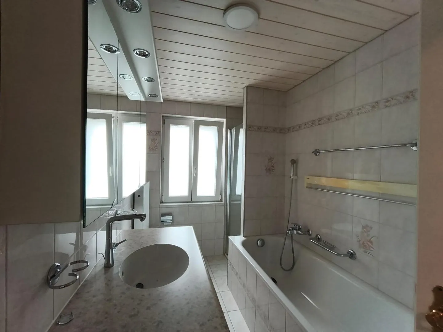 Charming Apartment in Bulle - Photo 7 of 7