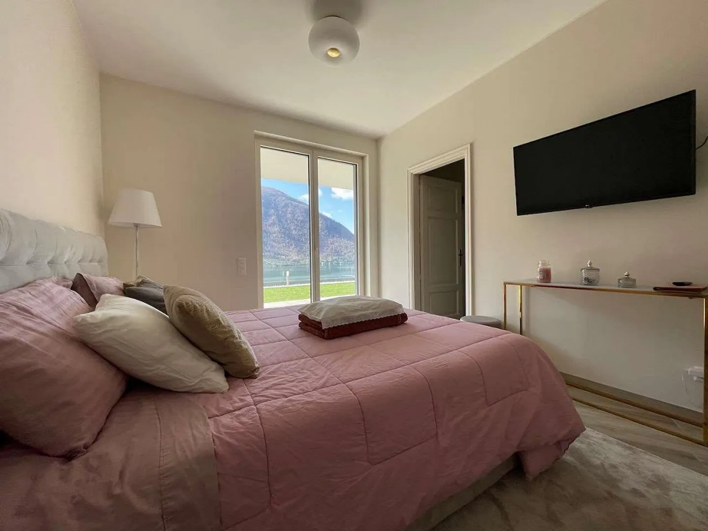 Penthouse avec vue sur le lac - 601 - Photo 6 sur 13