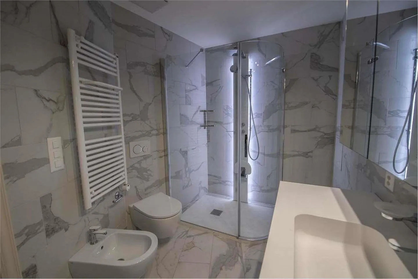 Penthouse avec vue sur le lac - 601 - Photo 9 sur 13