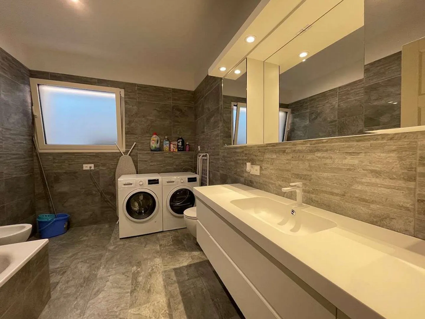 Penthouse avec vue sur le lac - 601 - Photo 12 sur 13