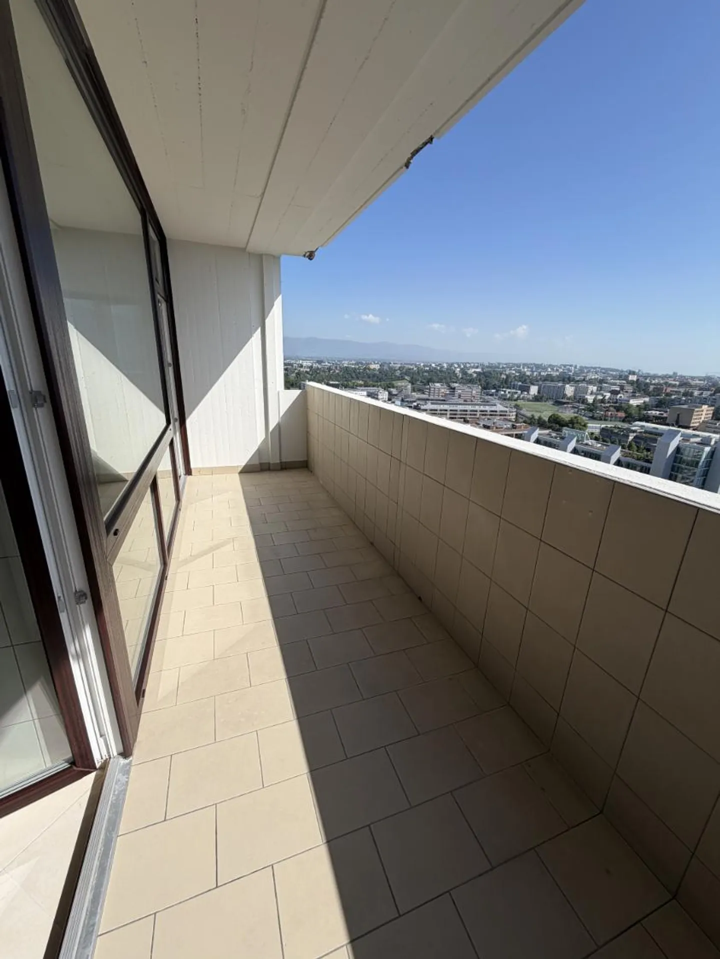 5-Zimmer-Wohnung - Foto 1 von 11