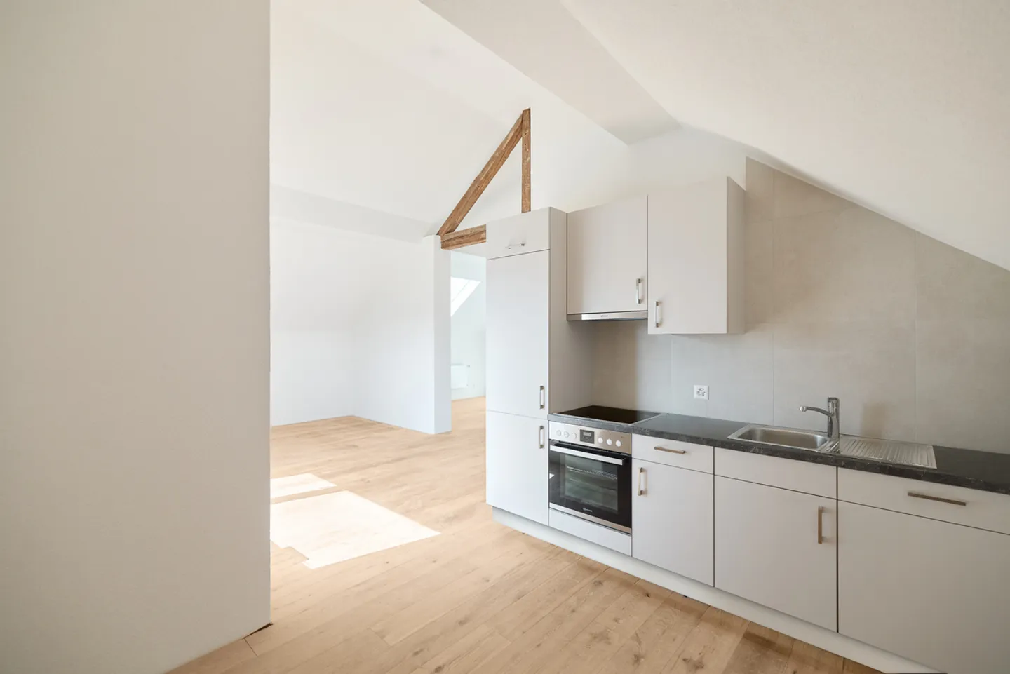 Appartamento loft 2.5 camere affascinante - Foto 2 di 8