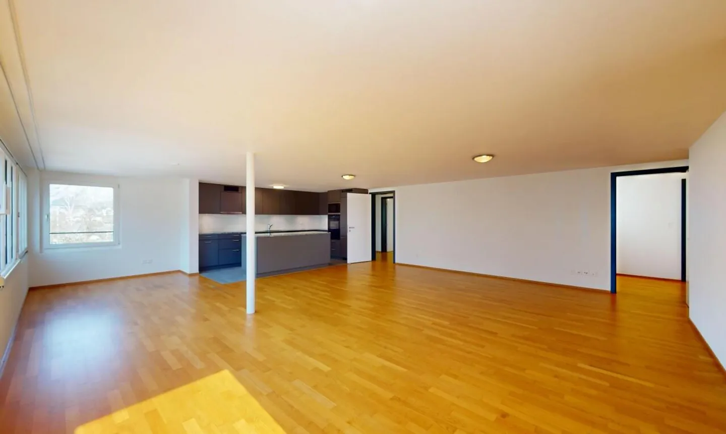 Appartements de 5,5 pièces de rêve au cœur de Flüelen avec vue sur le lac - Photo 2 sur 13
