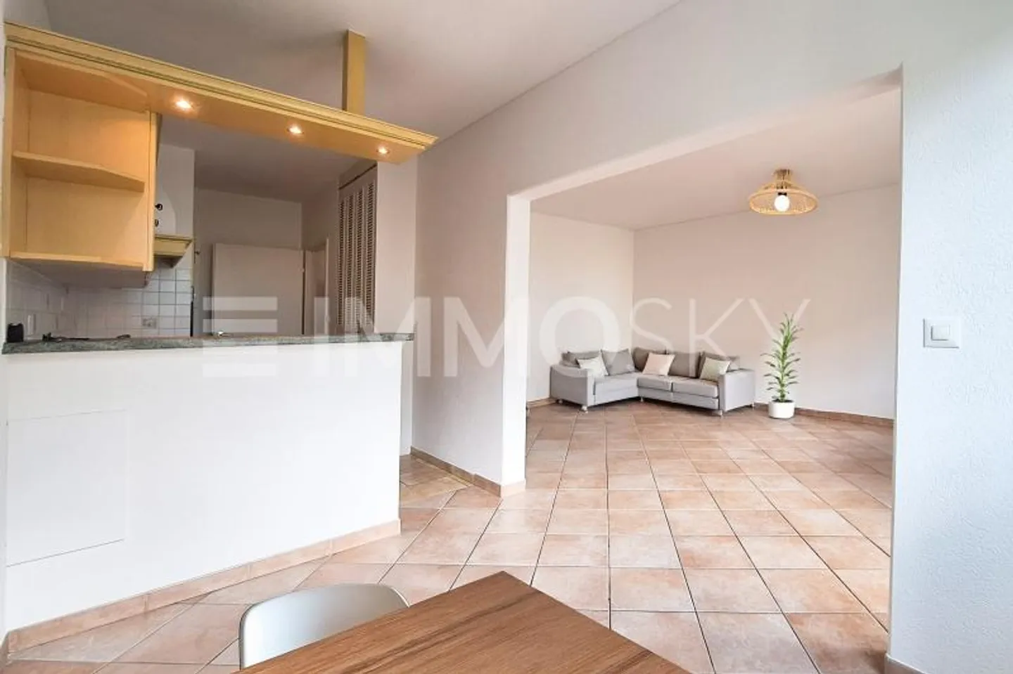 Appartamento di 4 stanze idealmente situato ad Avanchets - Foto 2 di 7