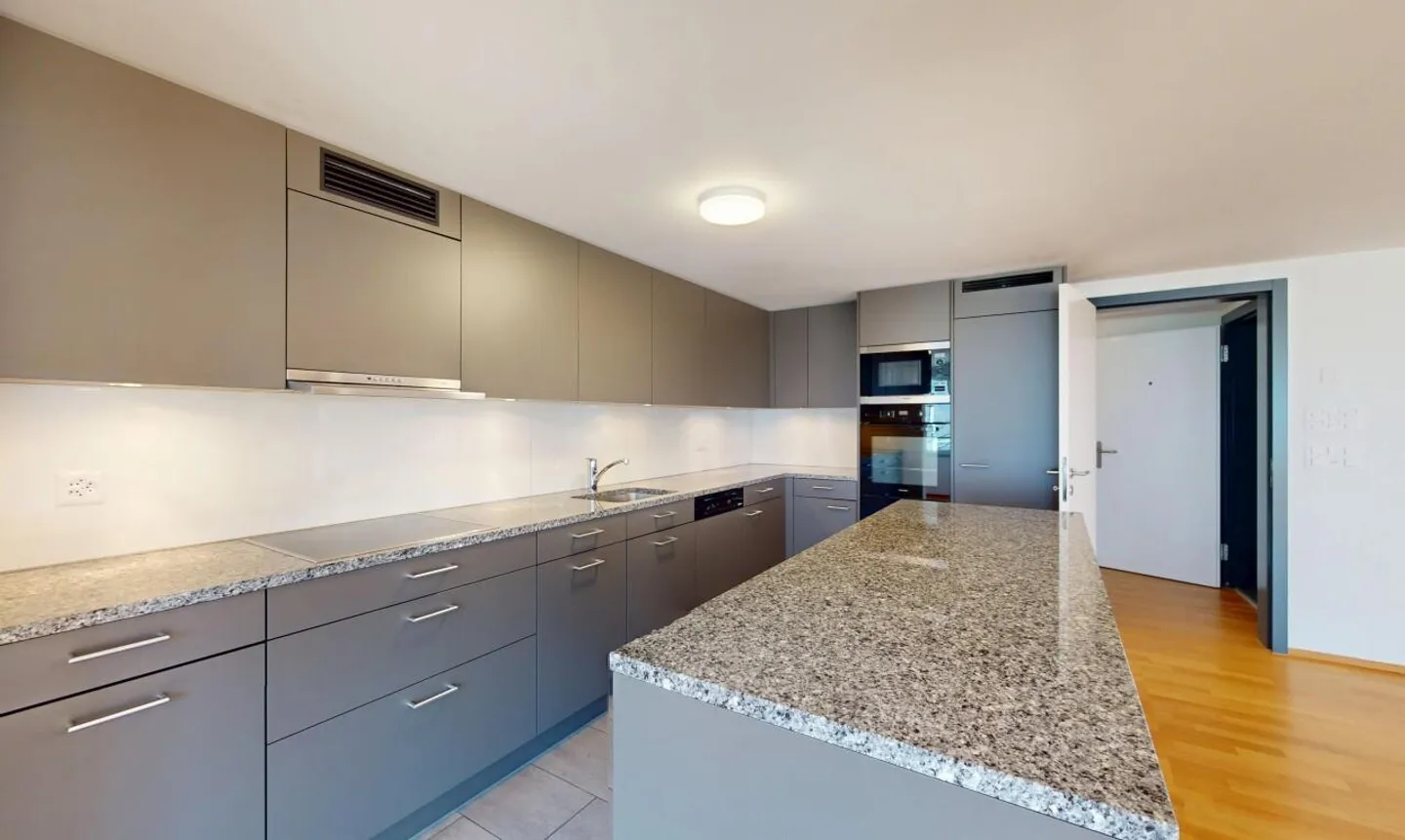 Appartements de 5,5 pièces de rêve au cœur de Flüelen avec vue sur le lac - Photo 5 sur 13