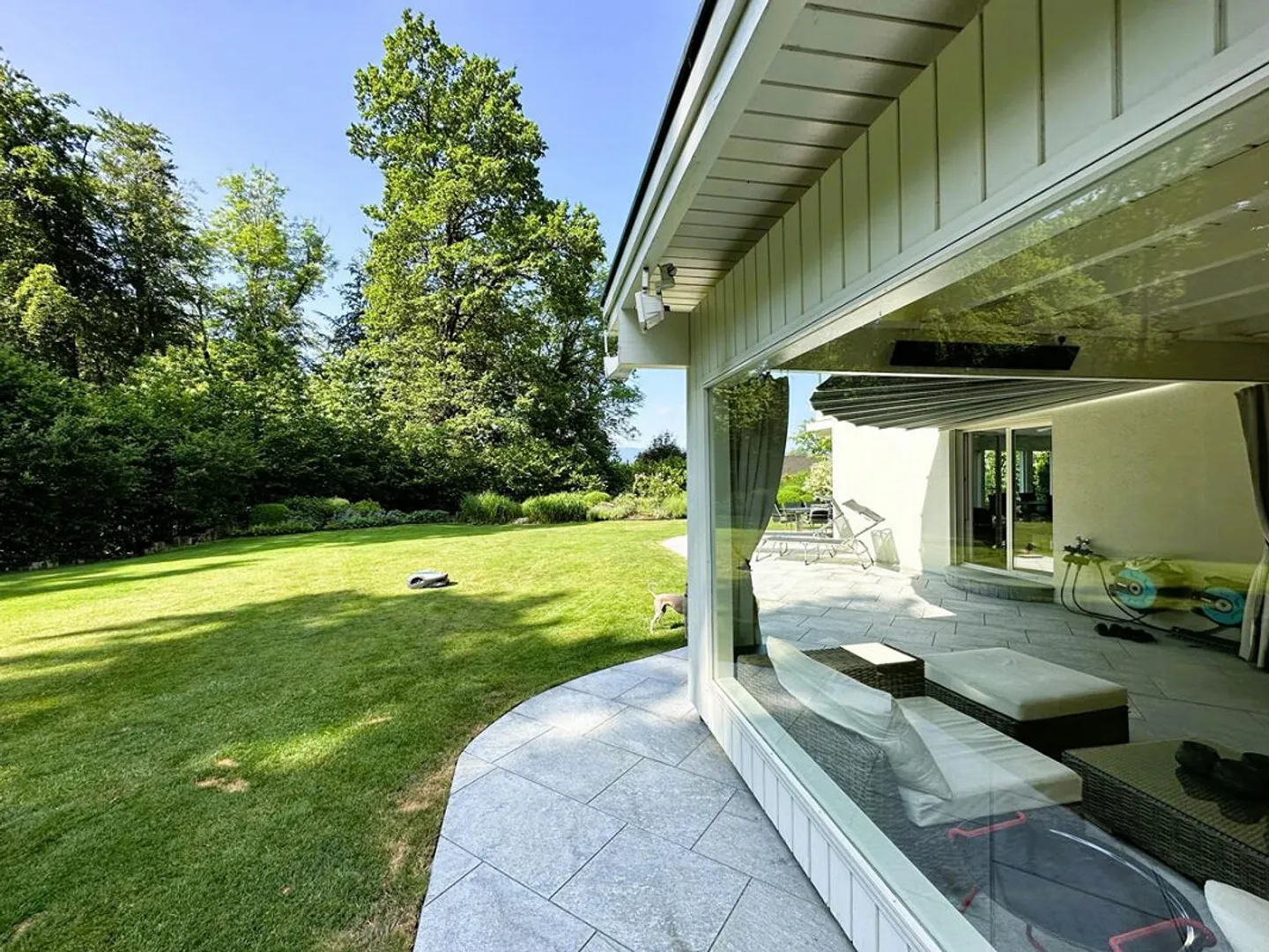 Charmantes Haus in Herrliberg - Foto 1 von 9