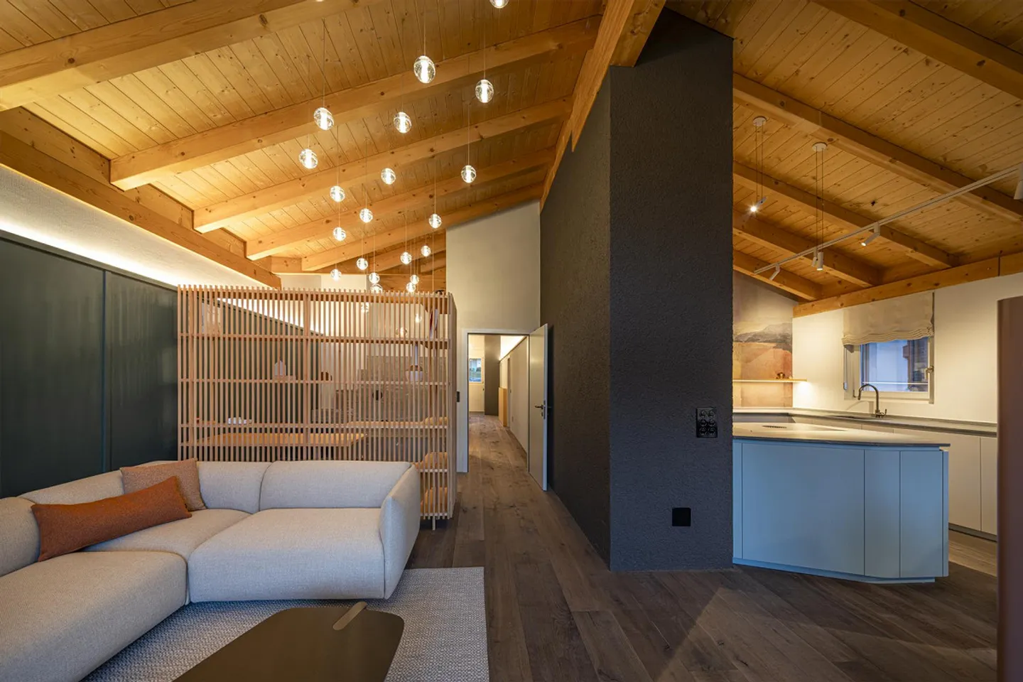 5.5-Room Attic Apartment. Second Home. Design Meets Comfort - Photo 1 of 13