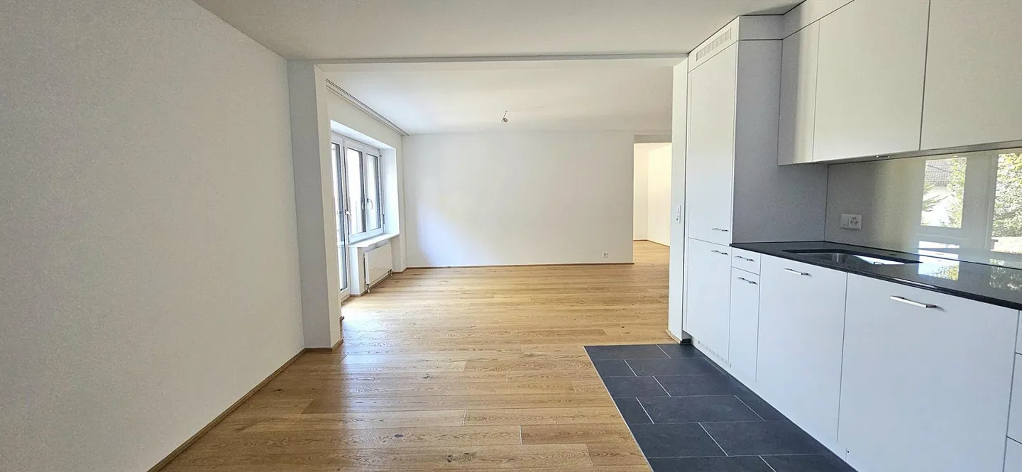 Secret Garden - 2.5 Room Apartment in Prime Location in Zurich - Photo 5 of 10