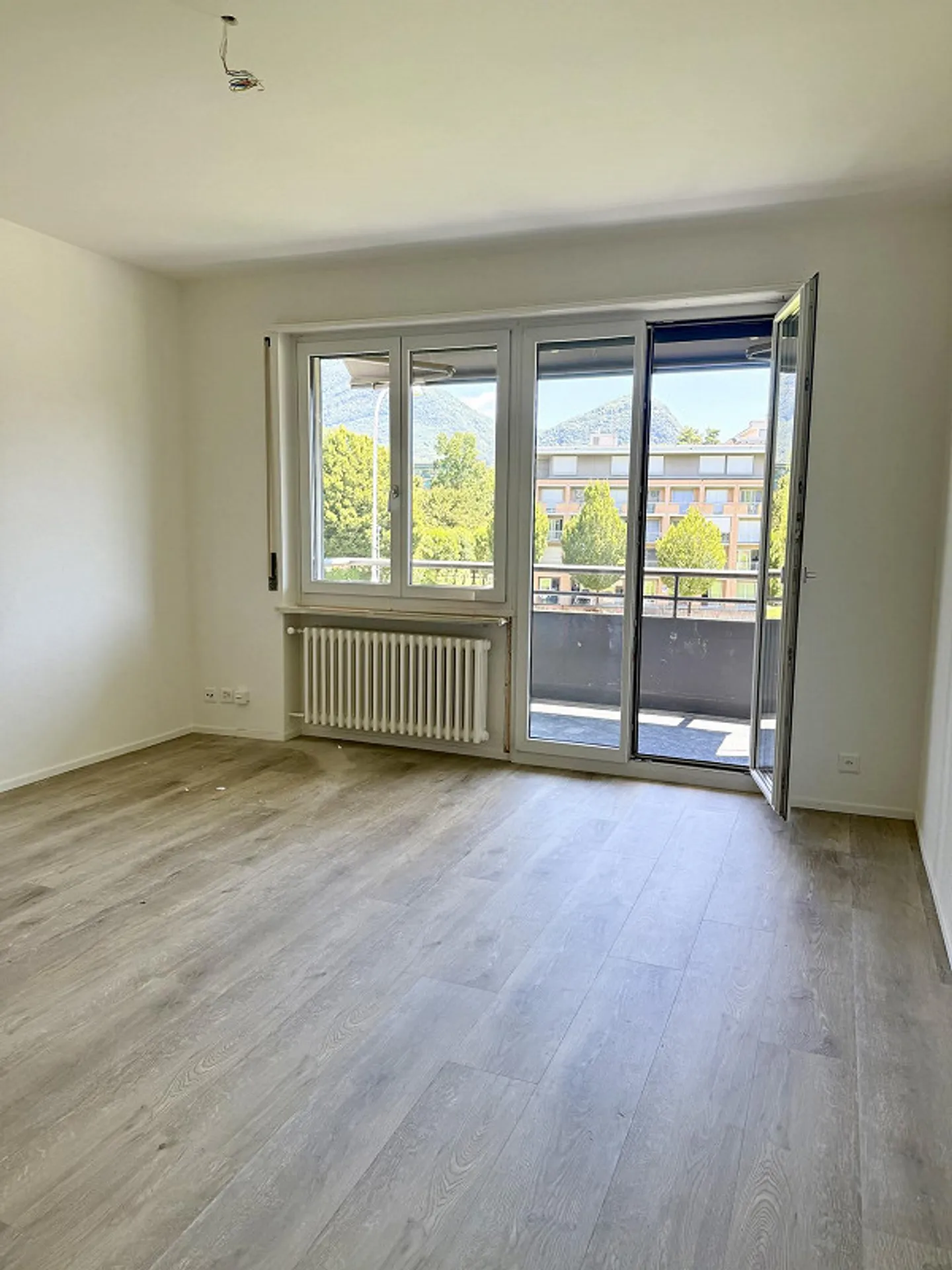 Appartamento 4.5 locali ristrutturato - Foto 5 di 7