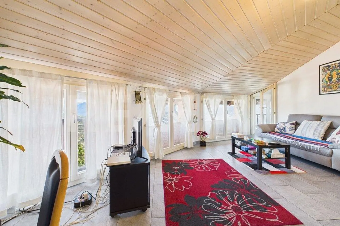 Maison de rêve avec vue sur le lac : élégance, confort et détente - Photo 5 sur 13