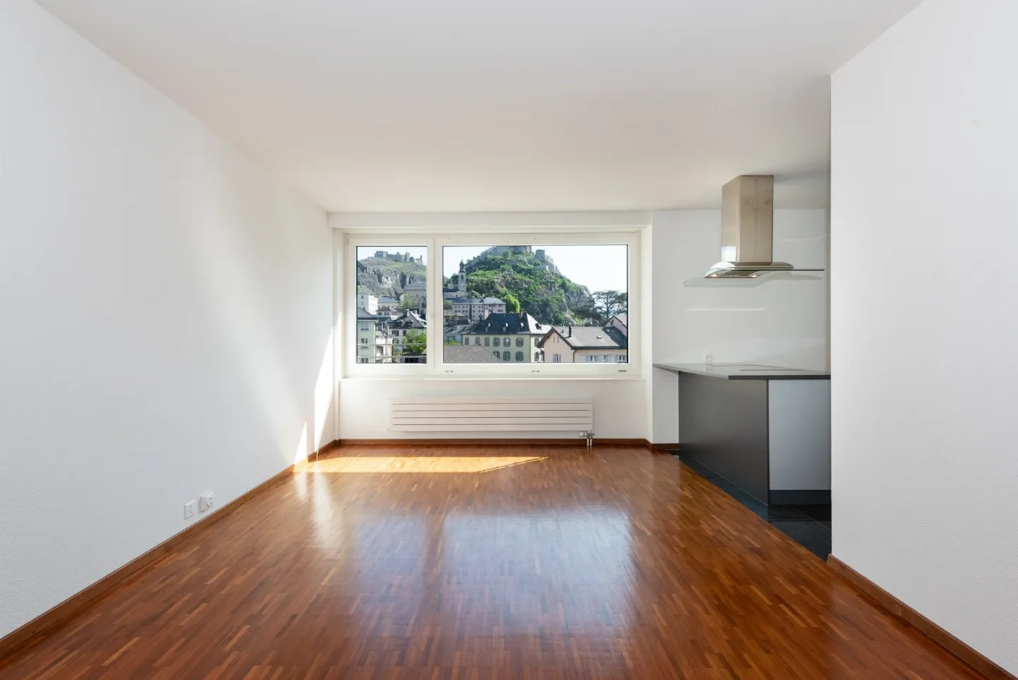 Appartement Moderne au Centre - Photo 4 sur 10