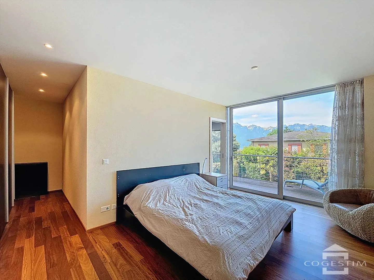 Casa contigua 7.5 stanze - Foto 7 di 12