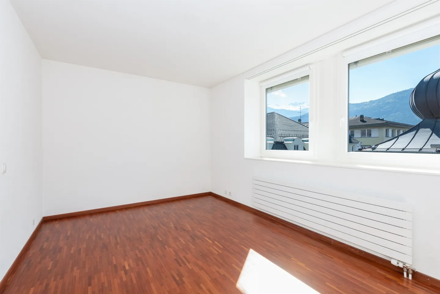 Appartement Moderne au Centre - Photo 5 sur 10