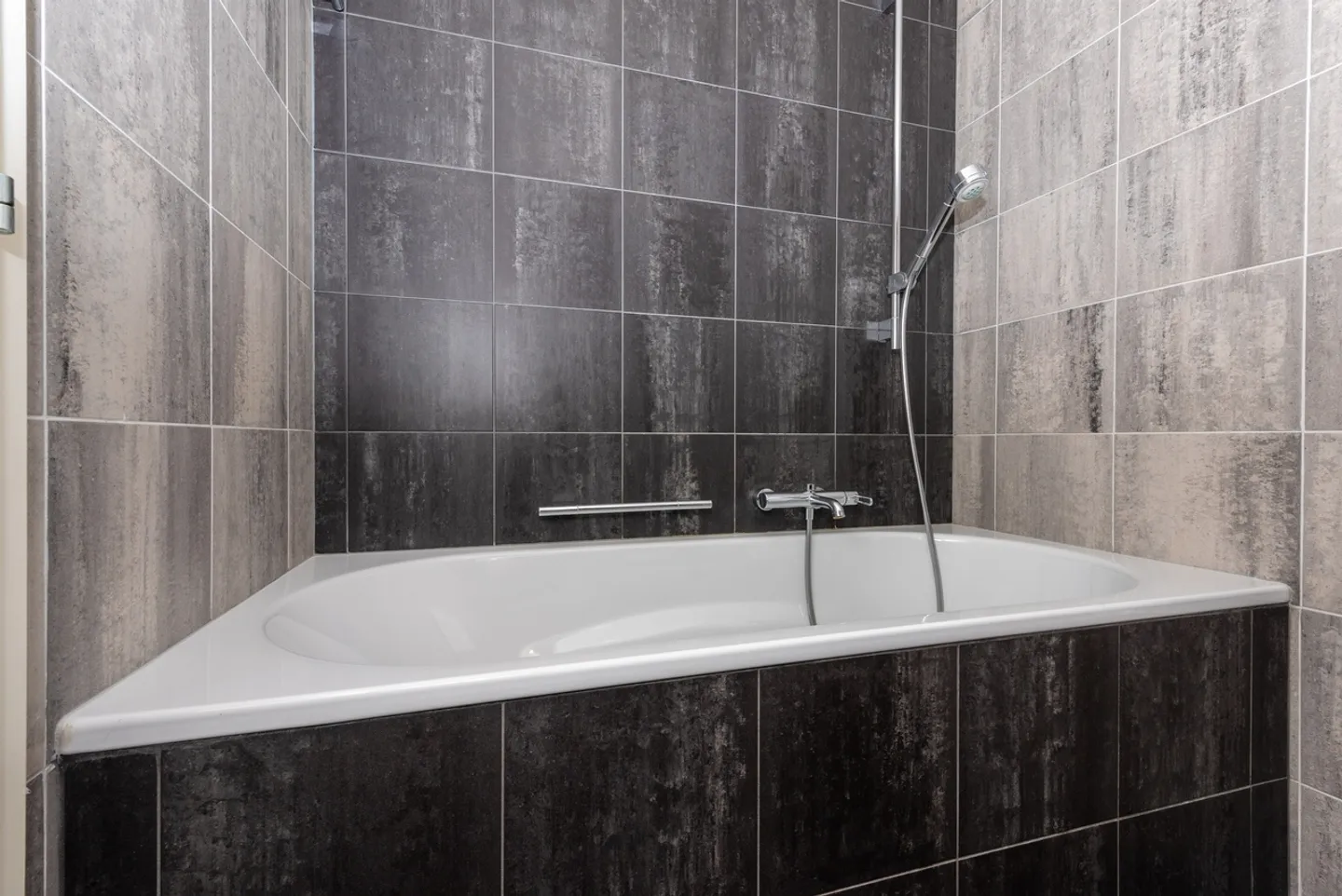 Appartement Moderne au Centre - Photo 8 sur 10