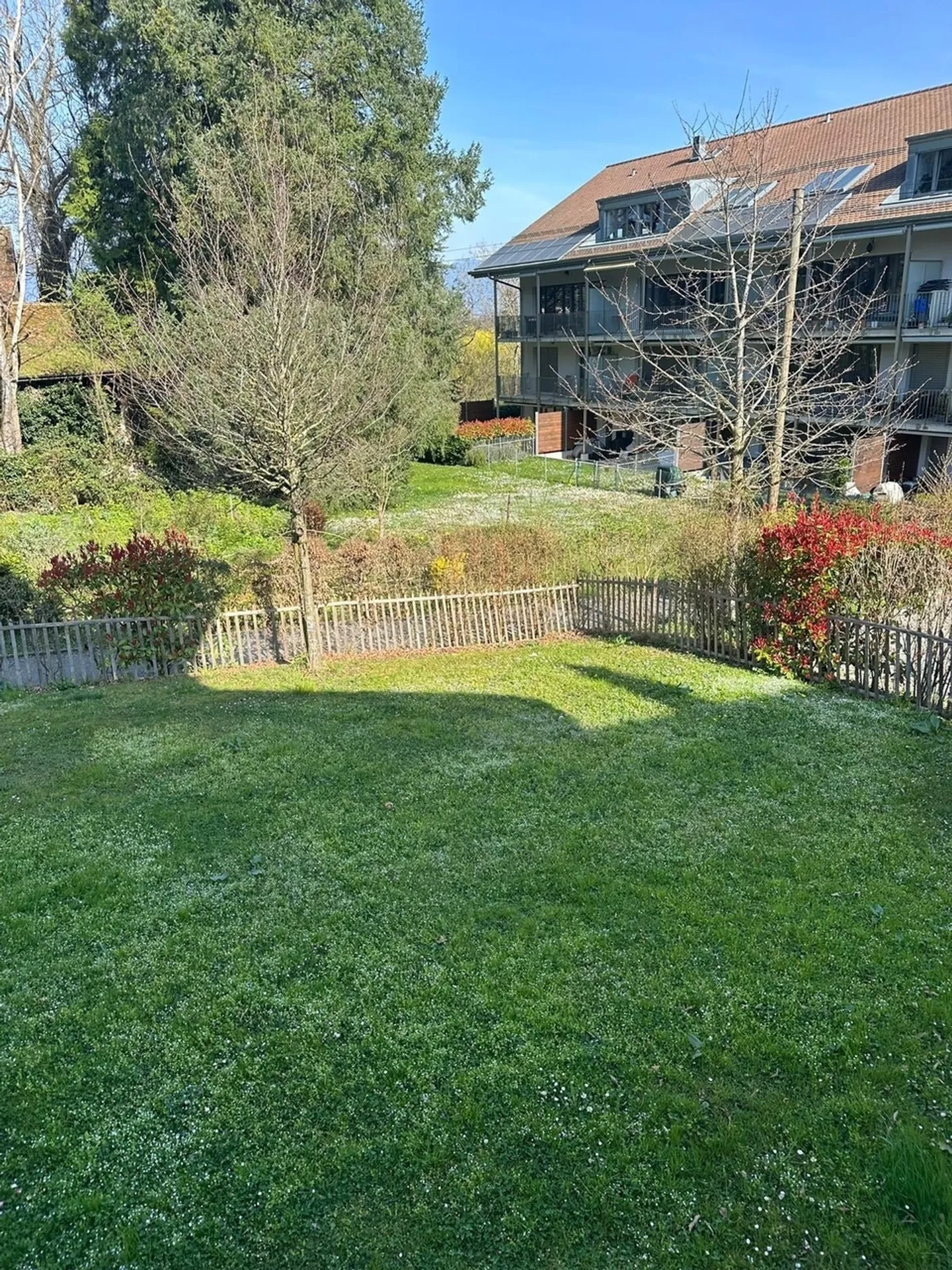 Charming semi-detached house with garden in Prégny-Chambésy - Photo 8 of 9