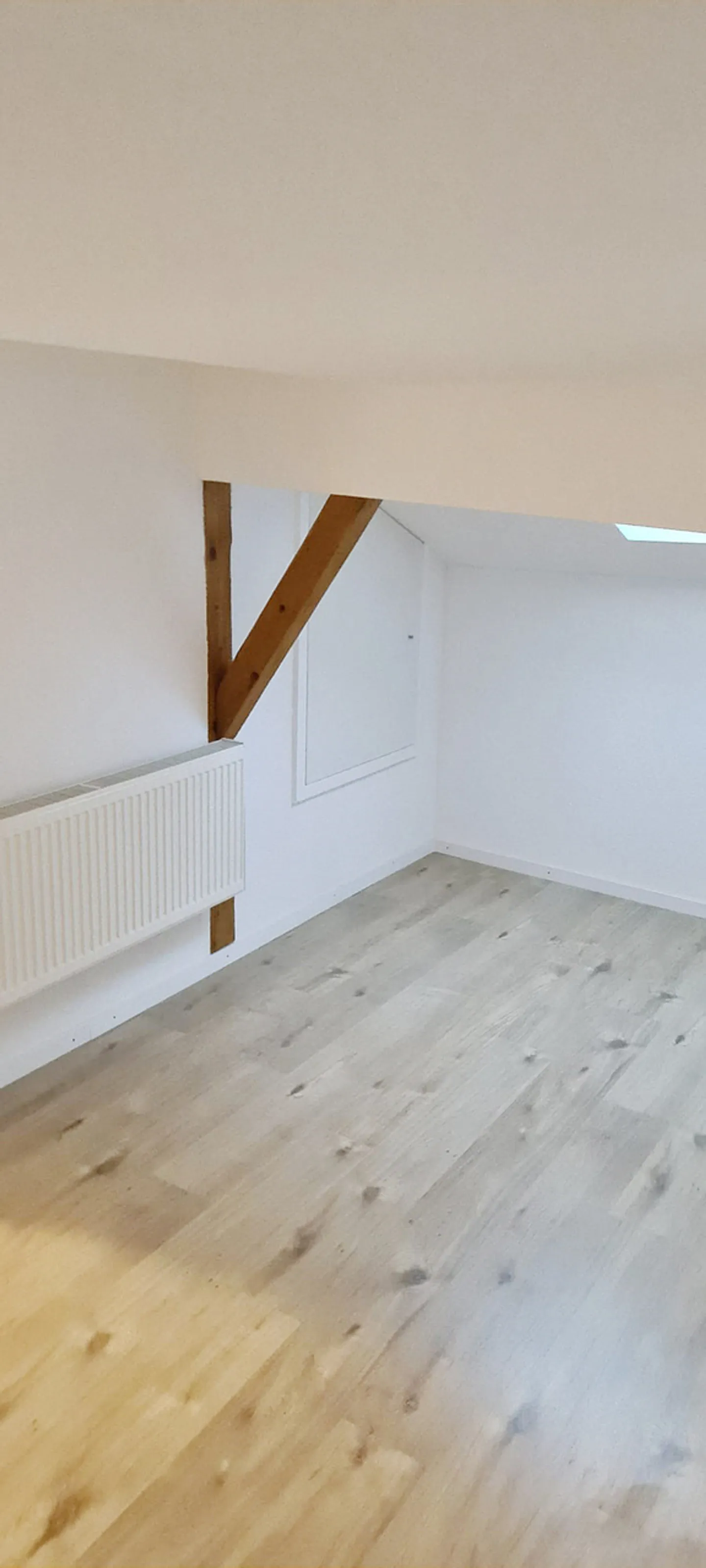 Cozy 2.5-room apartment - Photo 3 of 6