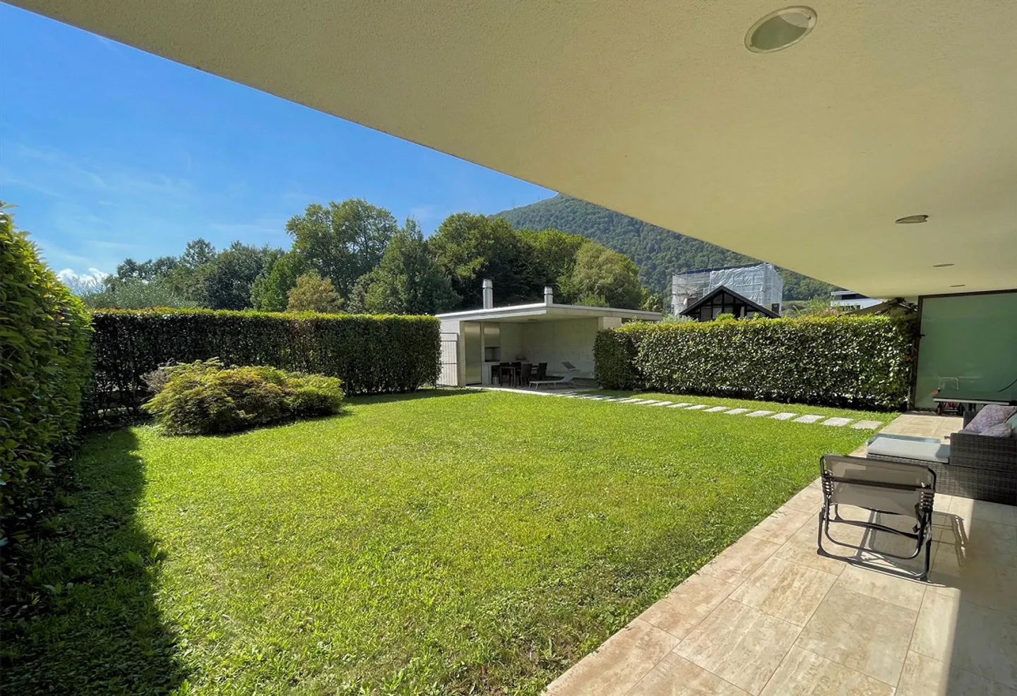 Appartement avec grand jardin à deux pas du centre-ville - Photo 15 sur 16