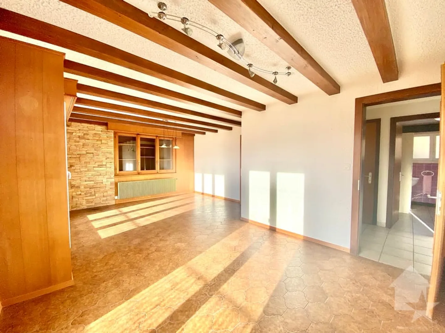 Immobiliengrundstück, Haus + Baugrundstücke! - Foto 12 von 13