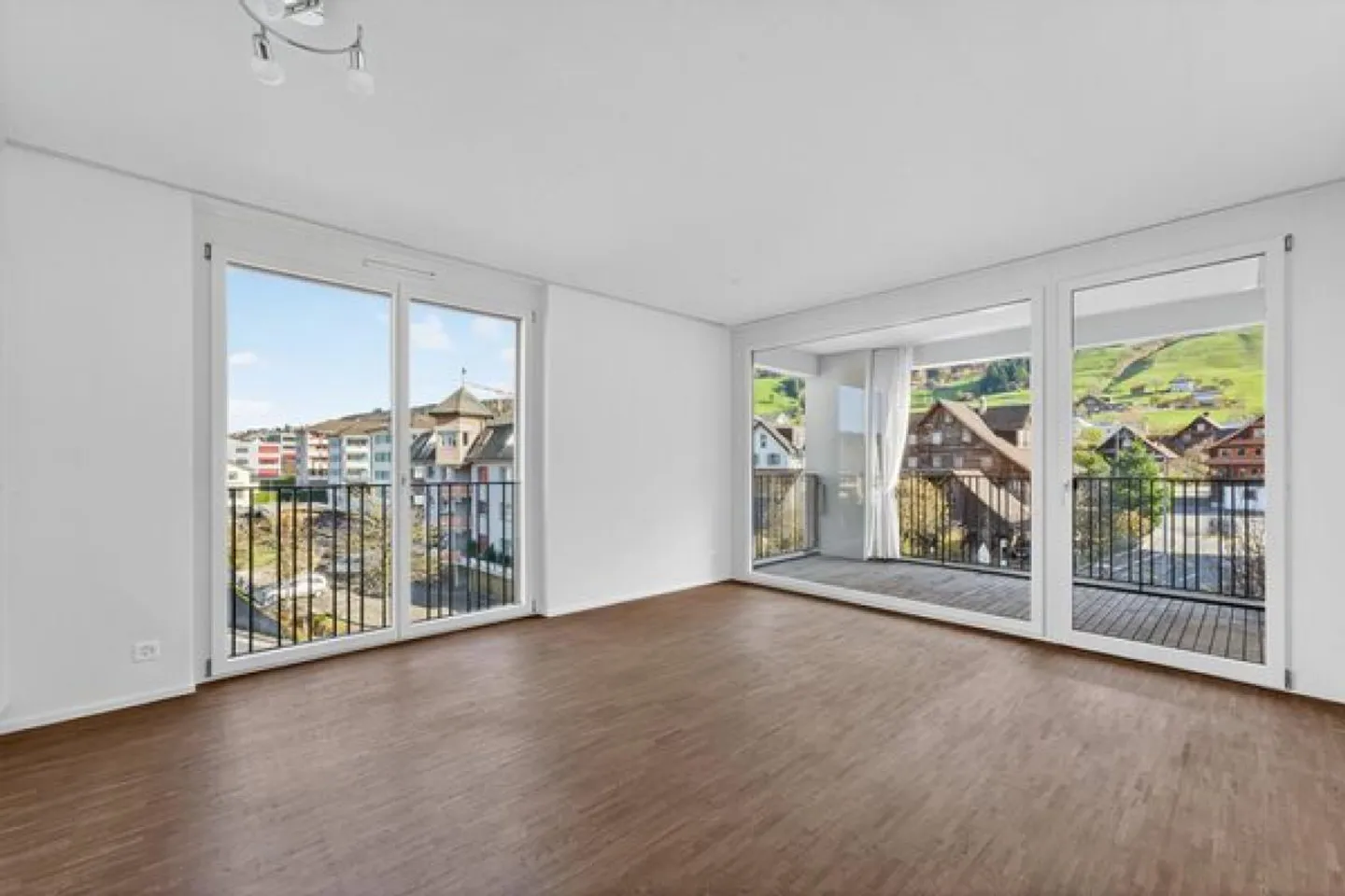 Senior Apartment with Services in Root - Photo 2 of 5