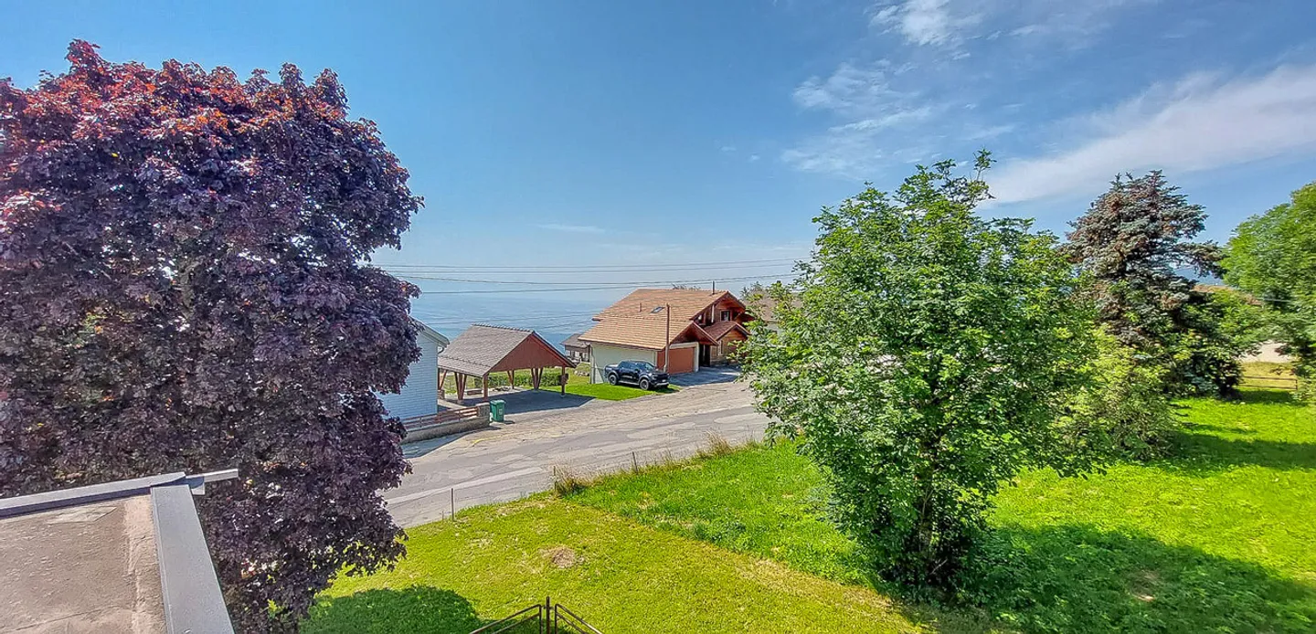 Appartamento ristrutturato con giardino - Foto 14 di 16