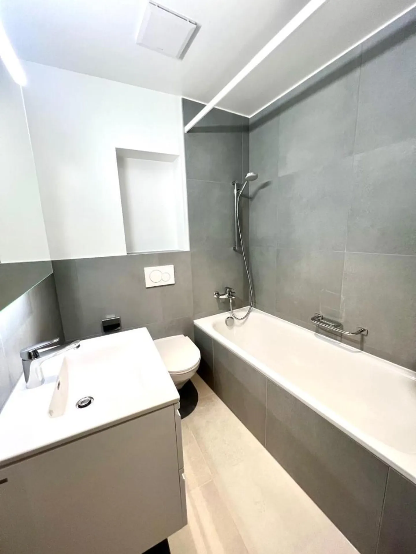 Appartement Lutry, vue lac & Alpes - Photo 2 sur 6