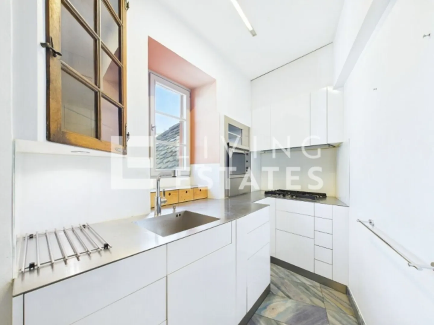 ZEITLOSE WERTE. HISTORISCHE WURZELN. - Foto 16 von 20