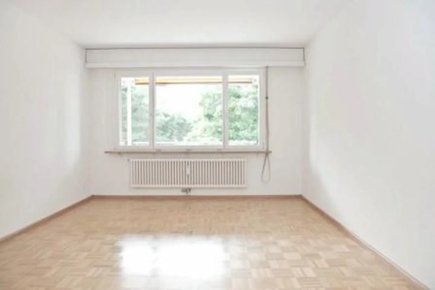 Apartment for rent - Photo 2 of 6