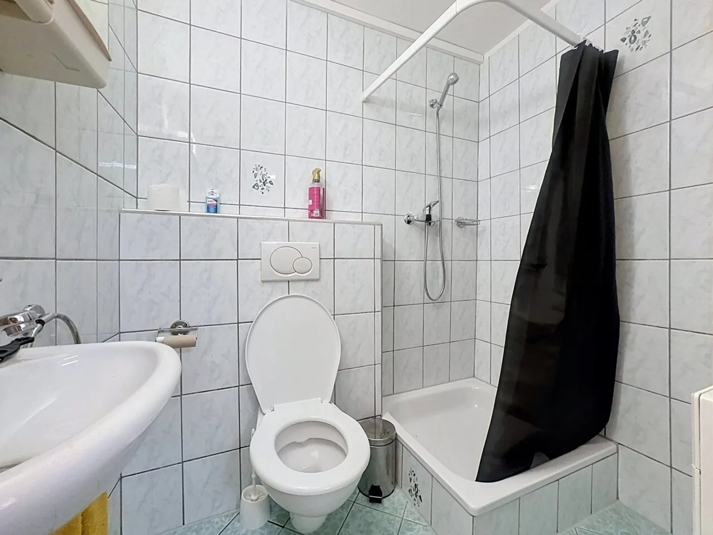 Village house in Massongex? Investment opportunity with immediate return - Photo 12 of 12