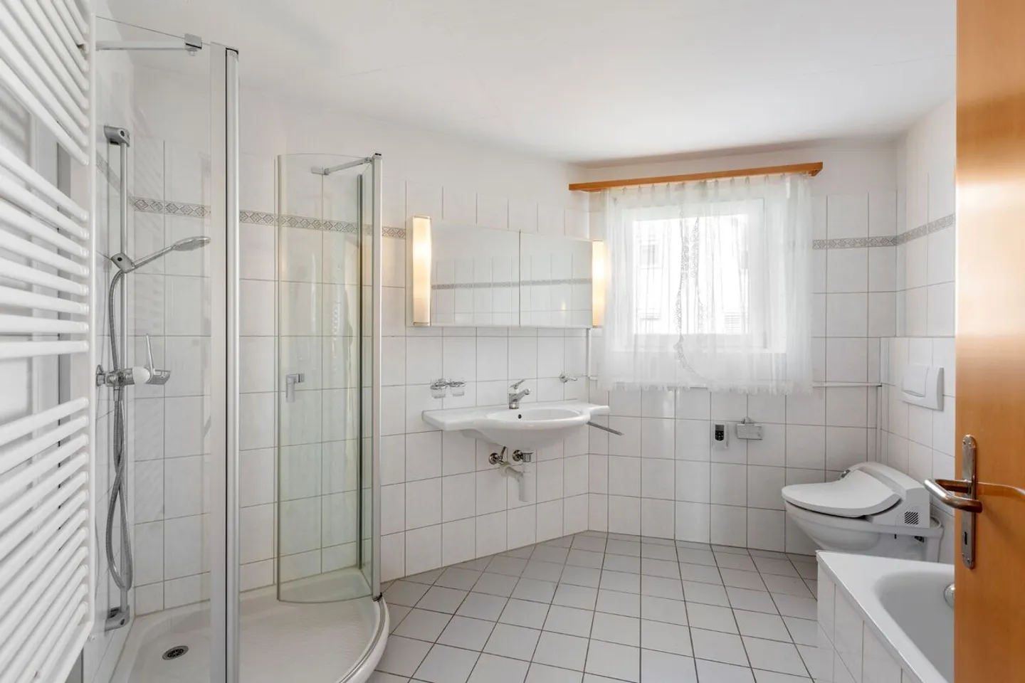 Appartement spacieux 3.5 pièces - Photo 3 sur 5