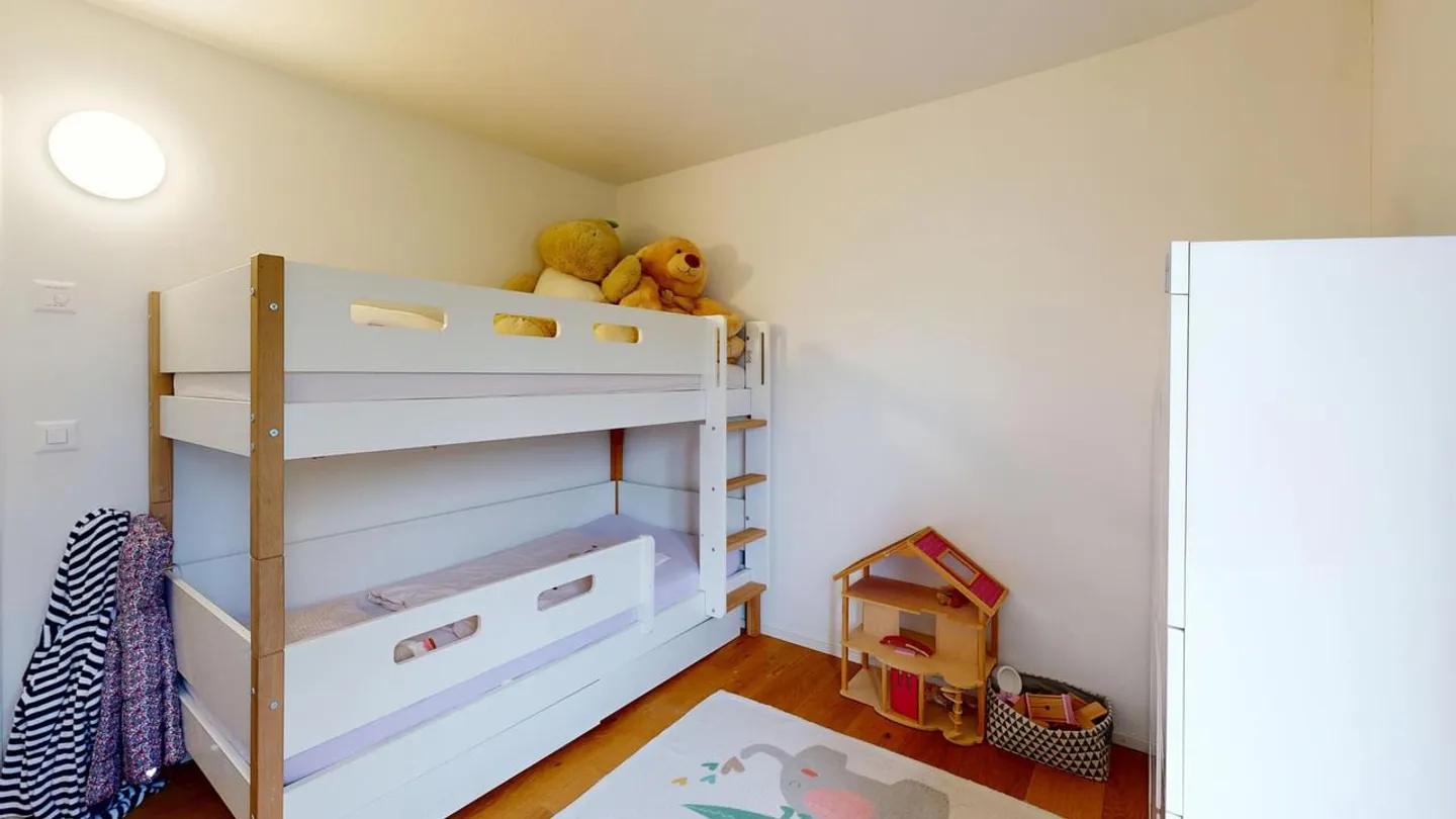 Magnifique maison atrium de 5,5 pièces avec garage et place de stationnement - Photo 9 sur 15