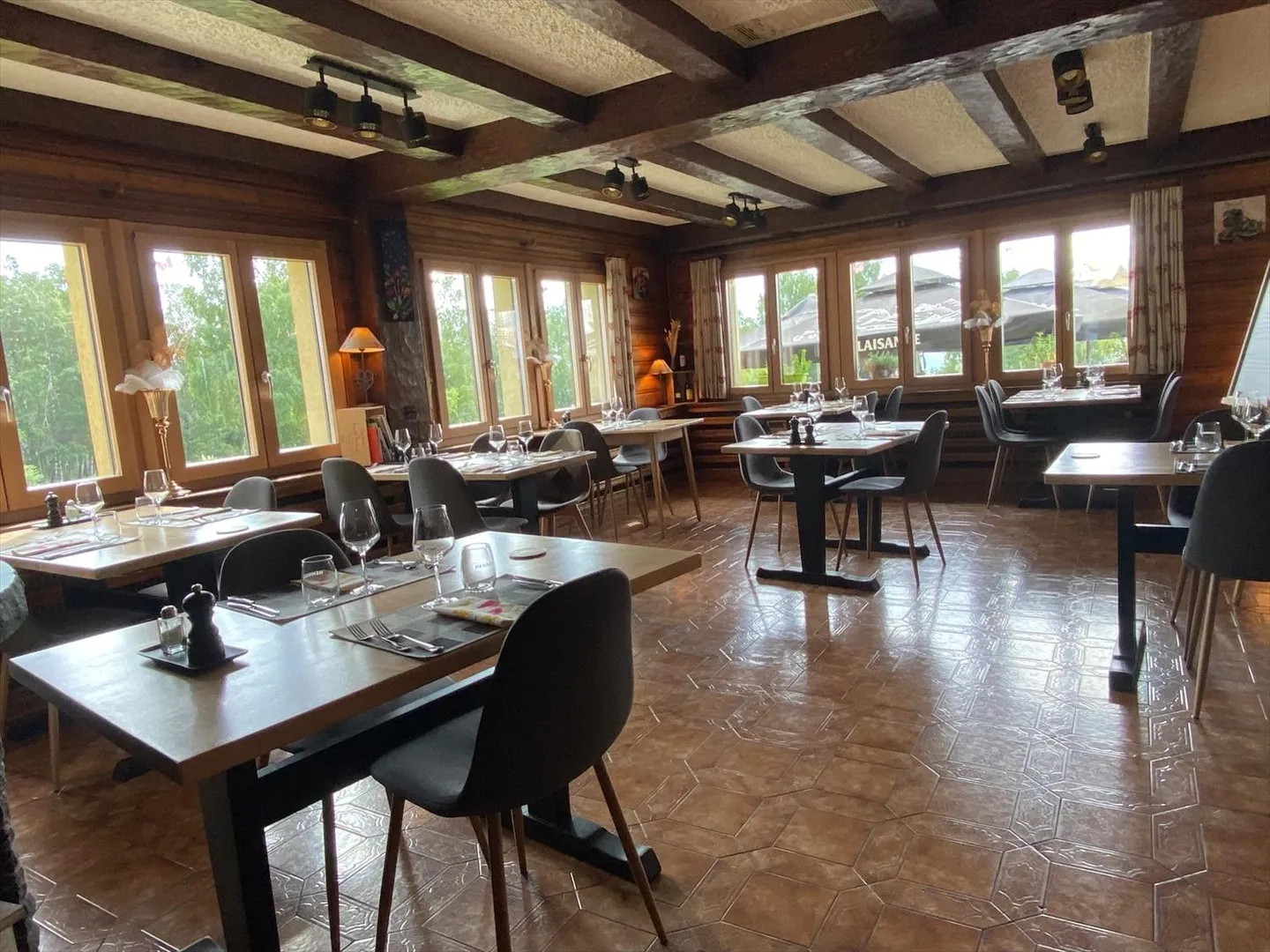 Insieme immobiliare con carattere, ristorante e appartamenti - Foto 10 di 13