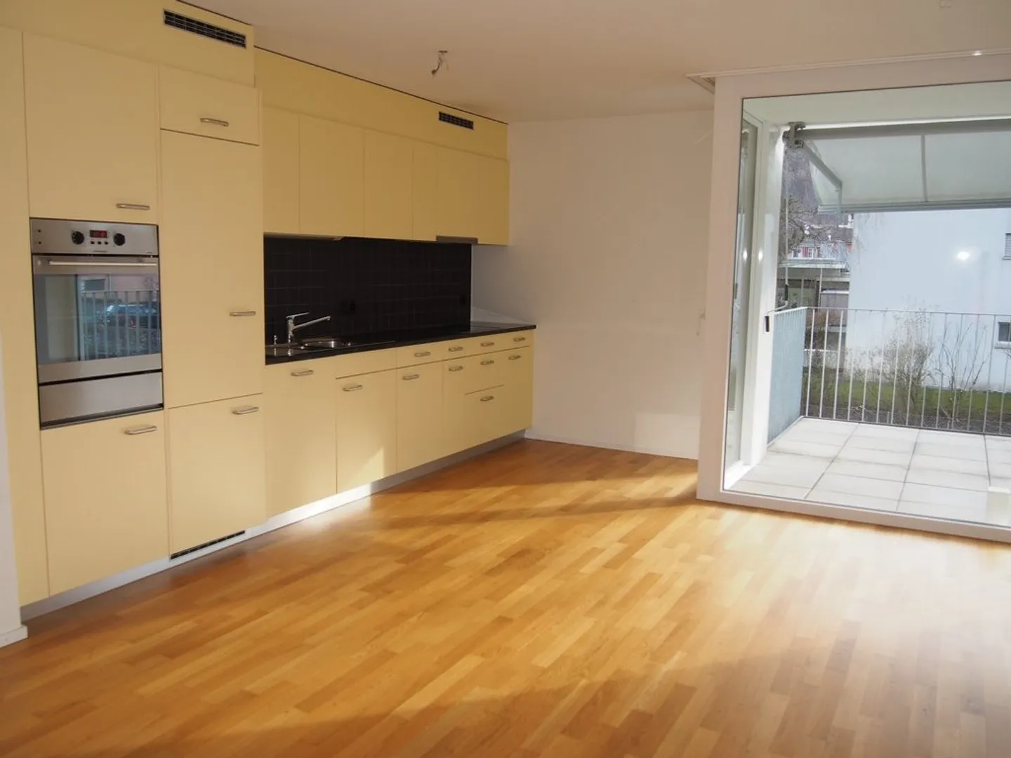Spacious 4.5 Room Apartment for Comfort - Photo 2 of 7