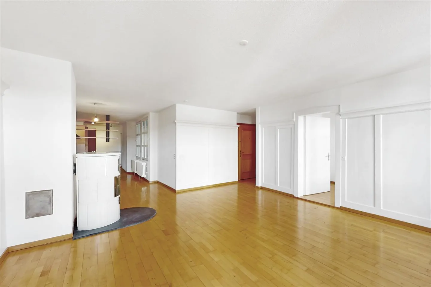 Apartment for rent - Photo 3 of 11