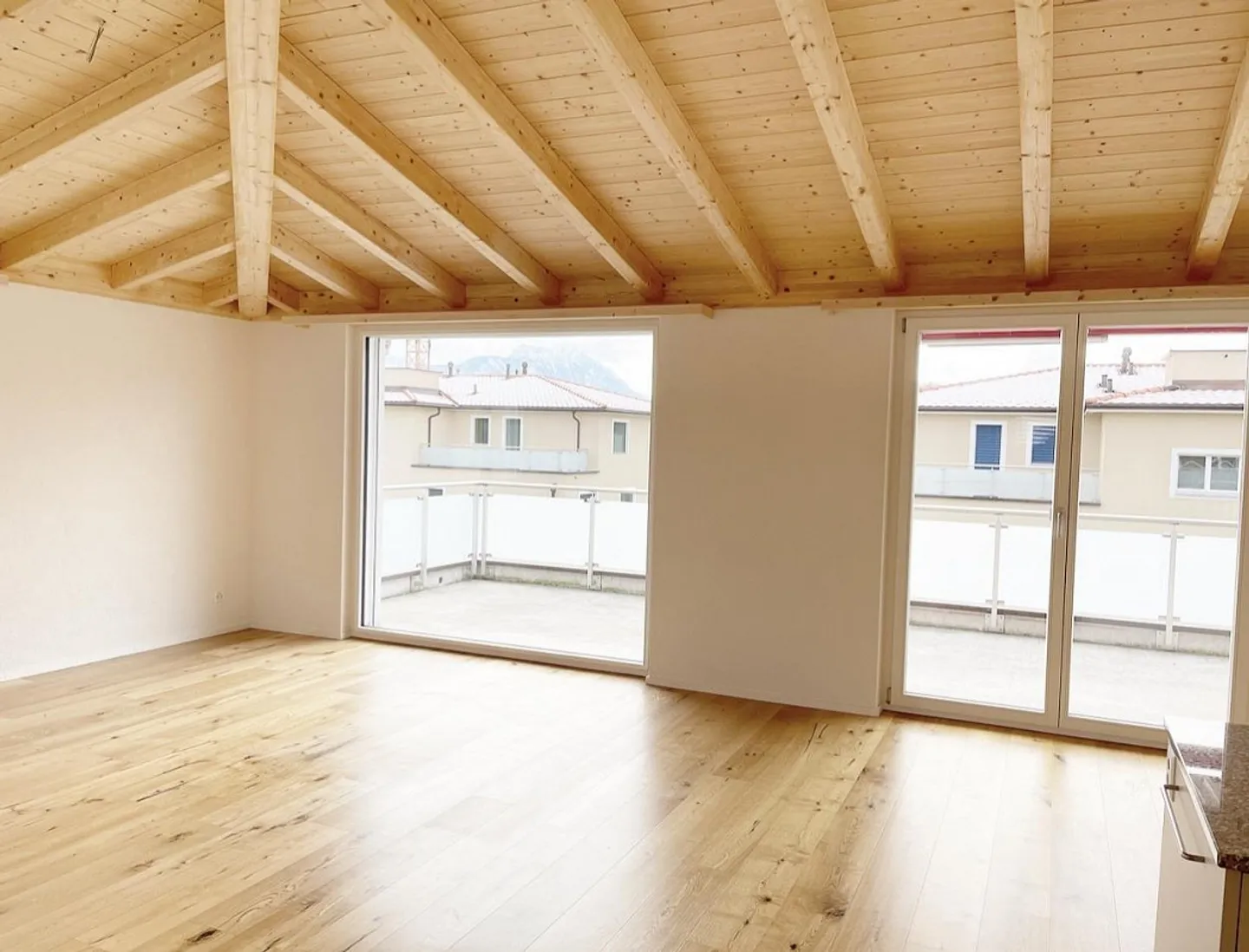 3.5 Zimmer Dachwohnung an ruhiger Lage - Foto 4 von 13