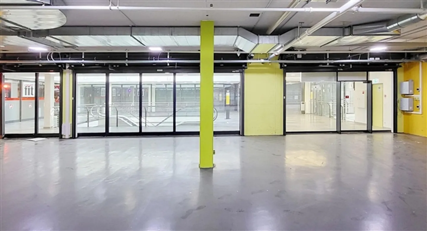 Sales area in Grütpark - right next to Cleverfit - Photo 9 of 13