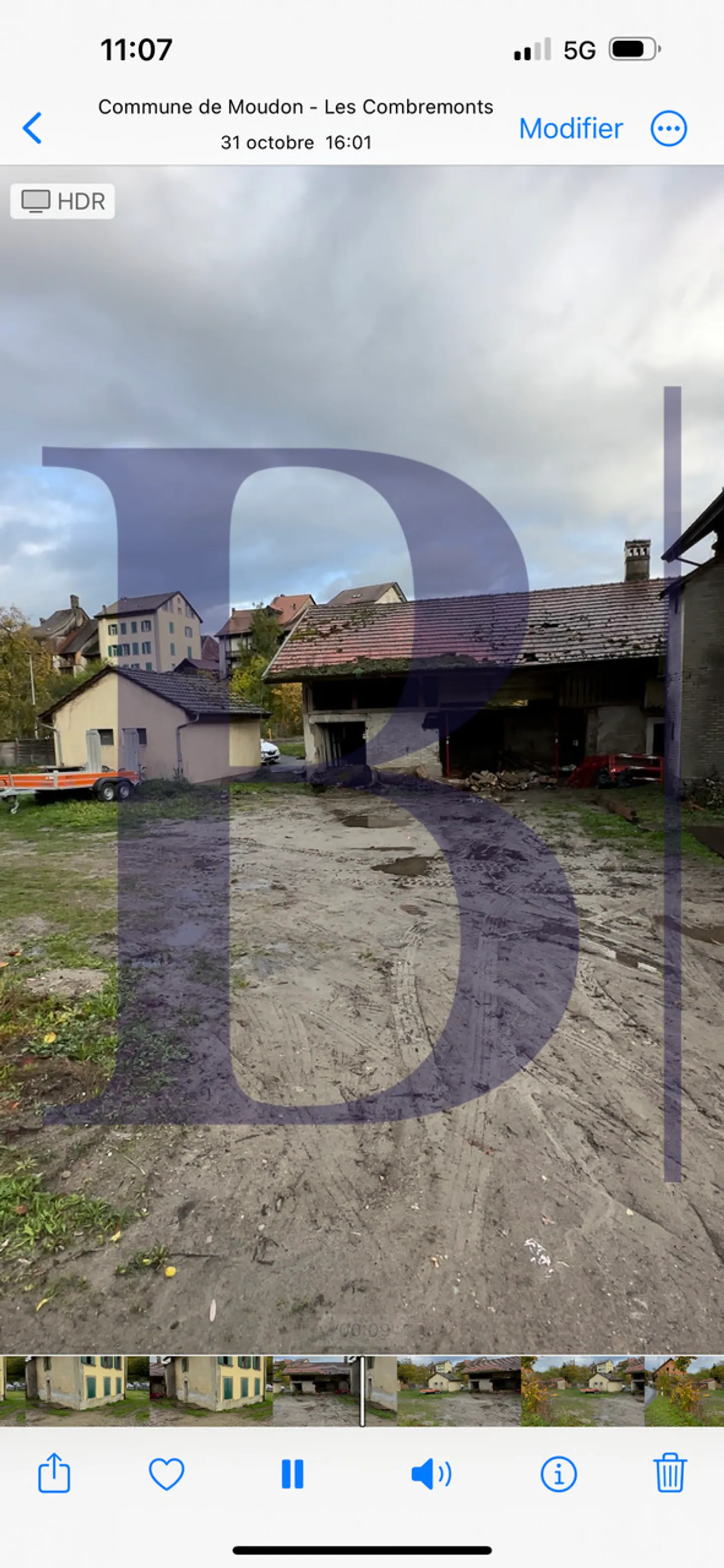 Charmantes Bauernhaus mit Erweiterungsmöglichkeit - Foto 2 von 2