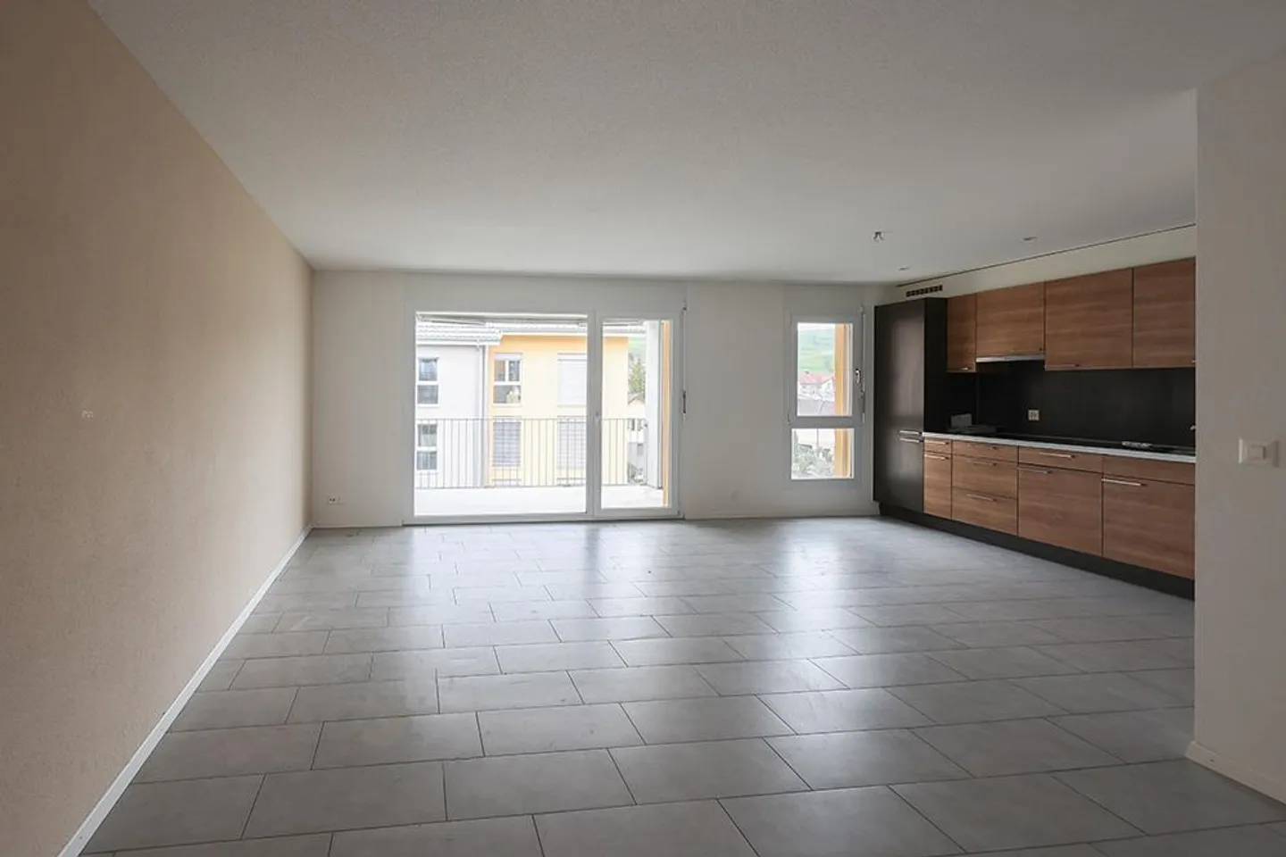Welcome to your dream apartment! - Photo 2 of 8
