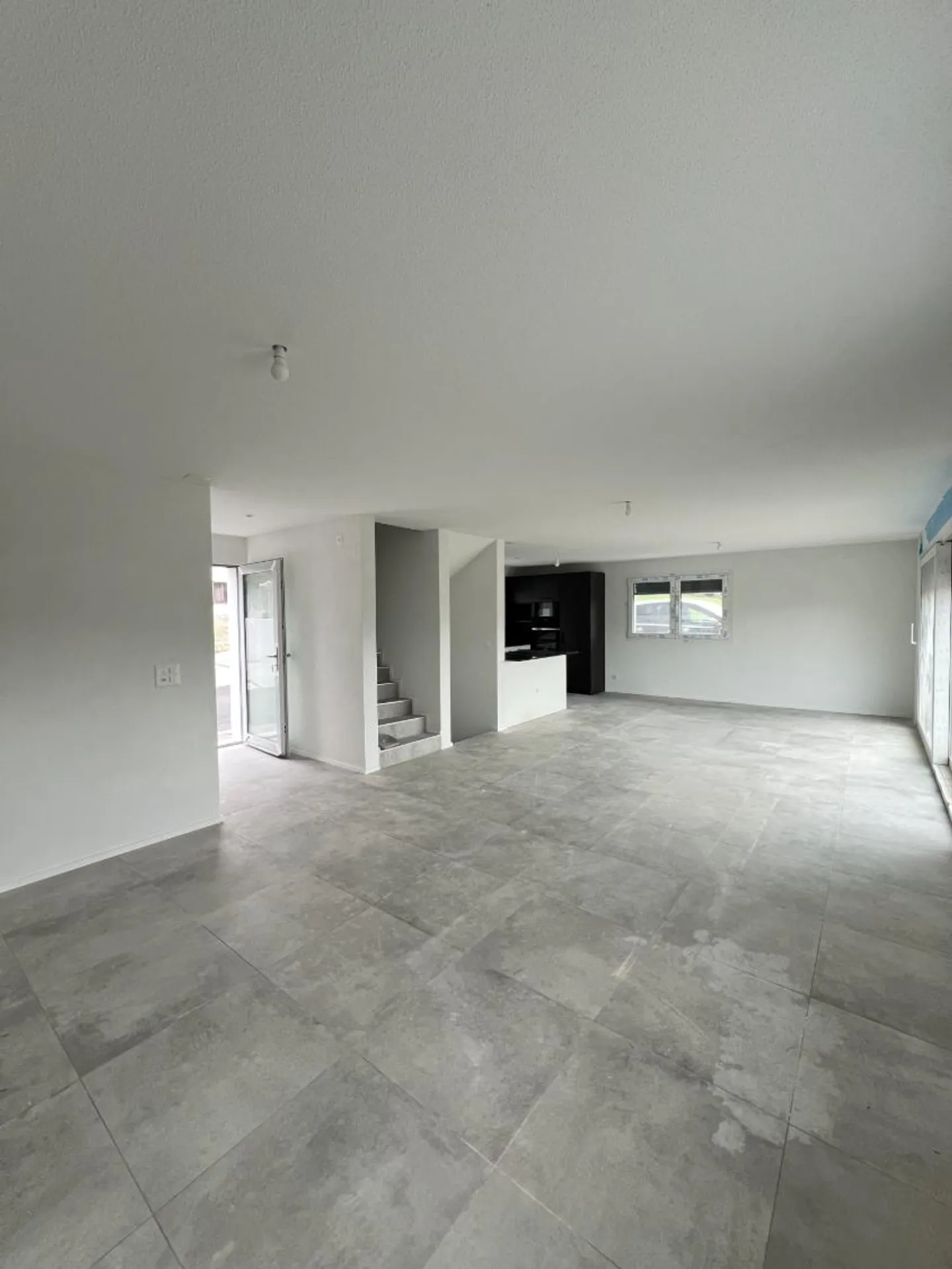 New villas with 5.5 rooms and converted attic - available immediately - Photo 5 of 13