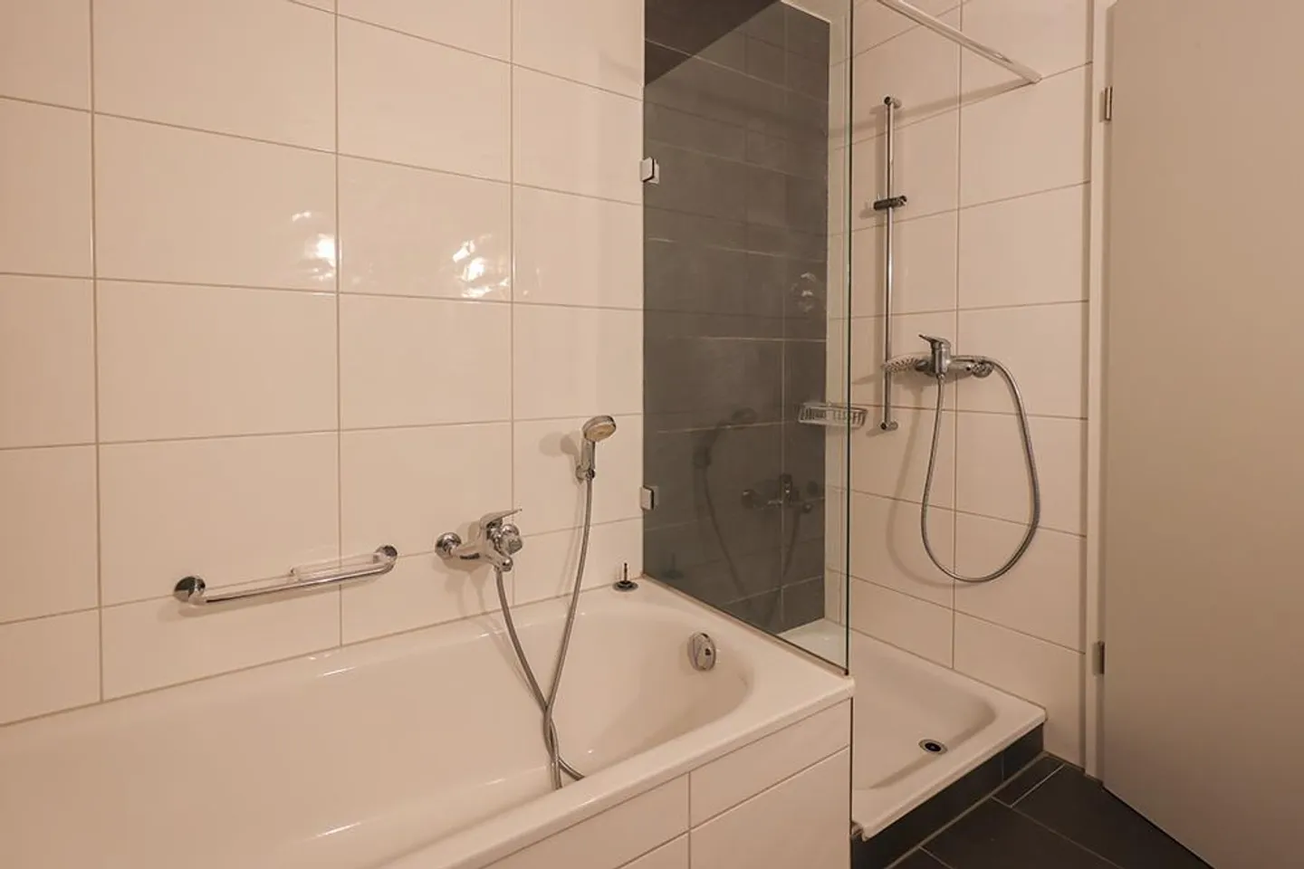 Welcome to your dream apartment! - Photo 7 of 8
